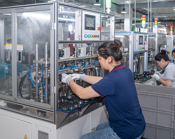 Cross belt sorter line